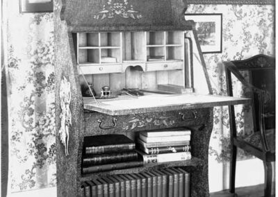 Burnt Wood Desk – 1908