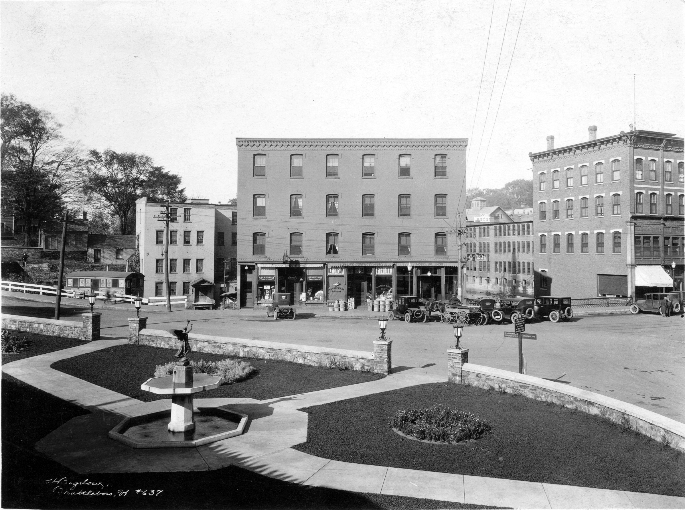 Plaza Park 1924.